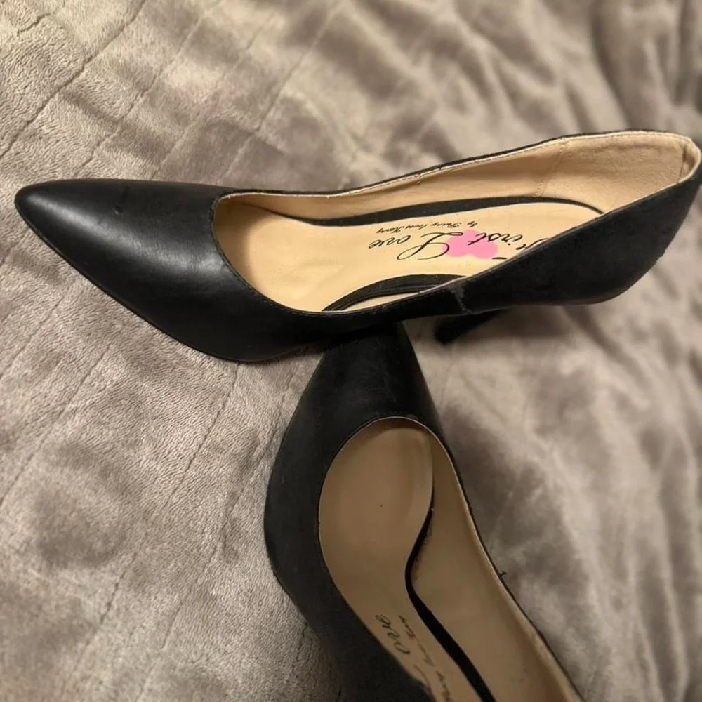 First Love Women's Black Stilleto